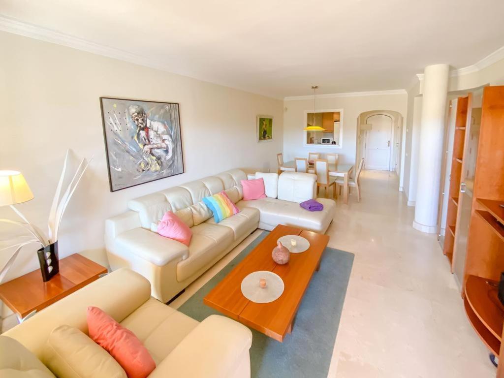 Apartamento En Los Patios De Santa Maria Golf Marbella Kültér fotó