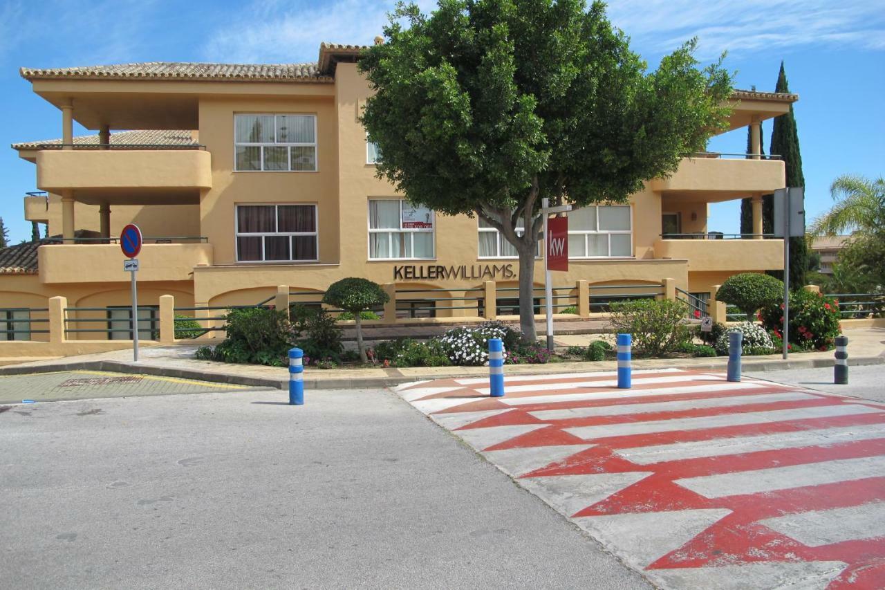 Apartamento En Los Patios De Santa Maria Golf Marbella Kültér fotó